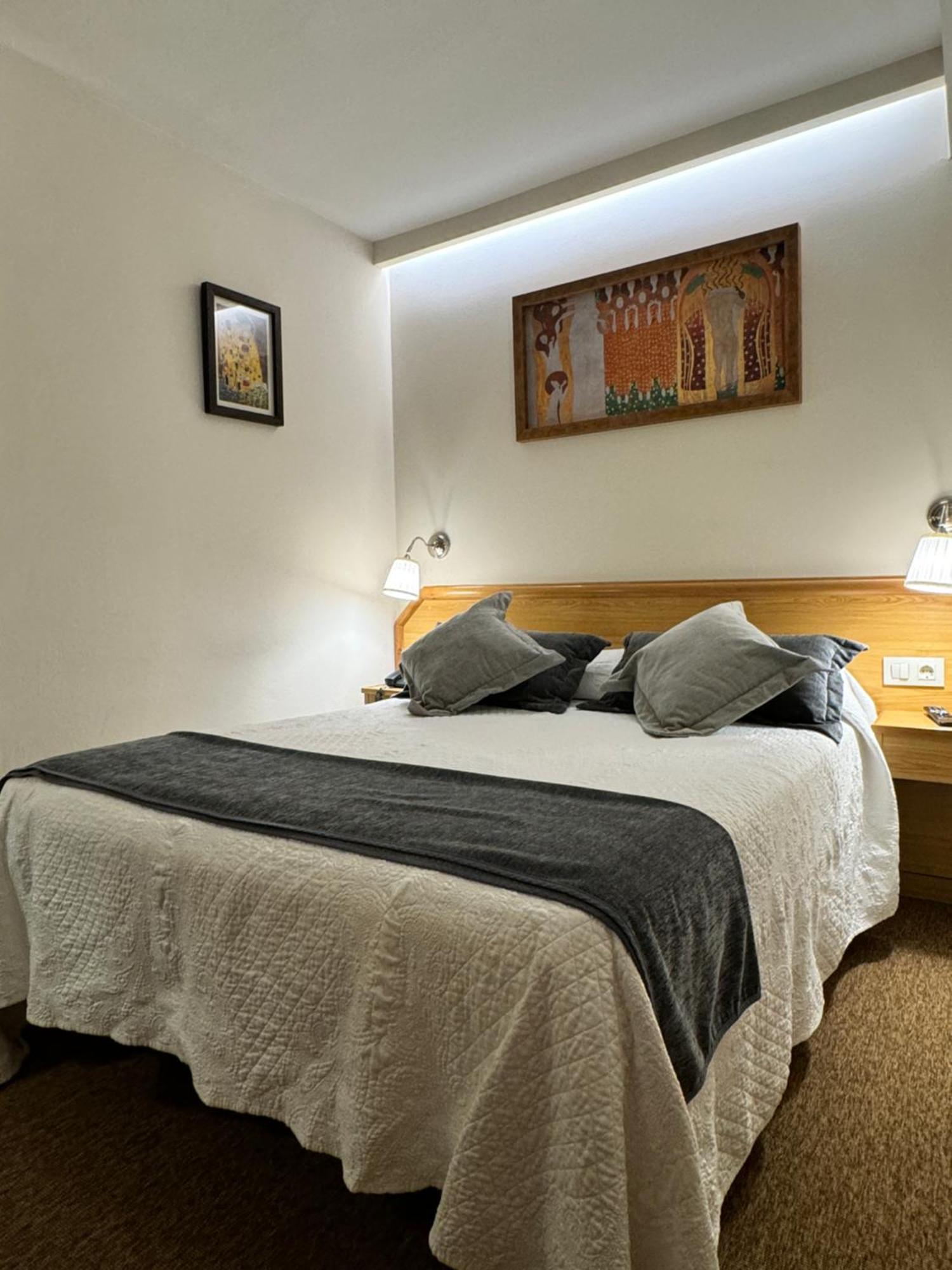 Hotel Nest Style Santiago San Giacomo di Compostella Esterno foto